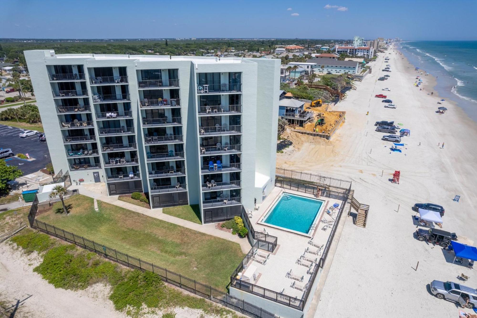 Ocean View With A Beachfront Pool At Ocean Trillium Condo ~ 702 New Smyrna Beach Exterior foto